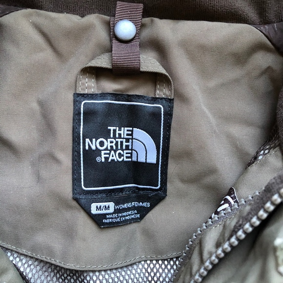 The North Face Taupe Snow Jacket - Picture 2 of 5